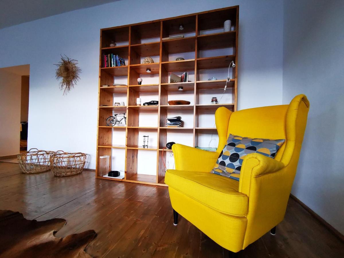 Falcon Apartment Trnava Buitenkant foto